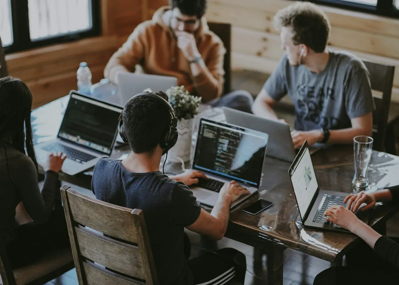 Unser Team bei der Arbeit — Symbolfoto